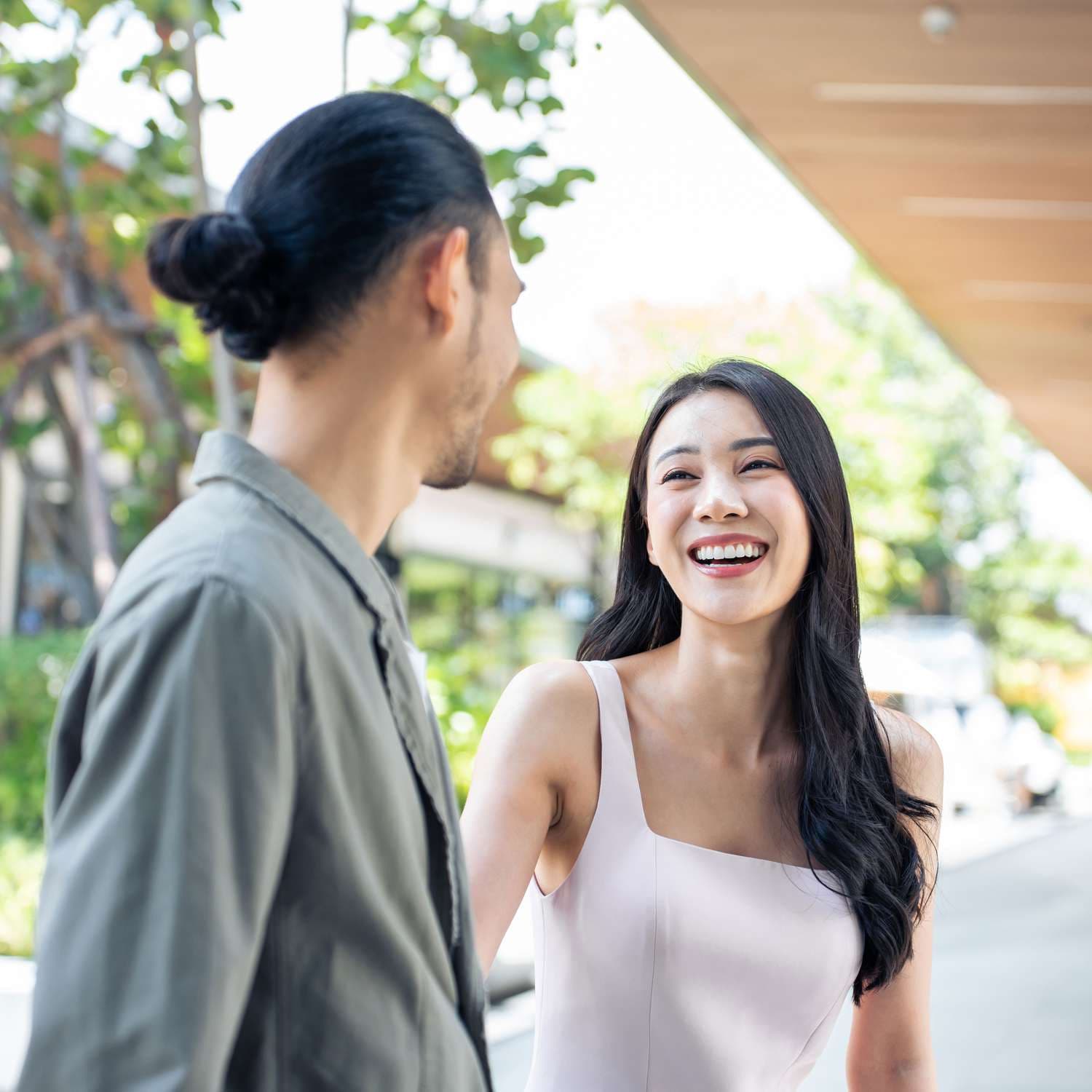 Understanding Signs of Emotional Infidelity in Relationship: Key Indicators and Insights
